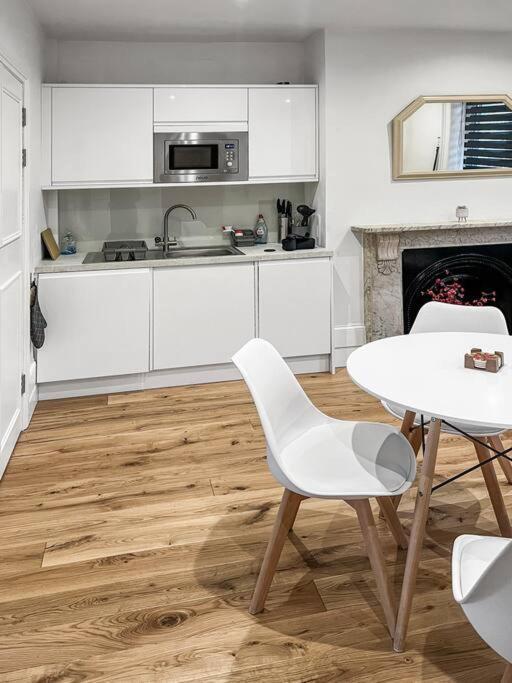 Bright And Spacious 1-Bdr Flat W/ Free Parking Reading Exterior photo